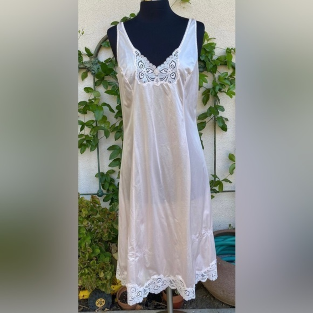 Vintage Bali Lace Slip Dress Knee Length Princess Gown Sz 36-M/L Blush‎ Pink NWT